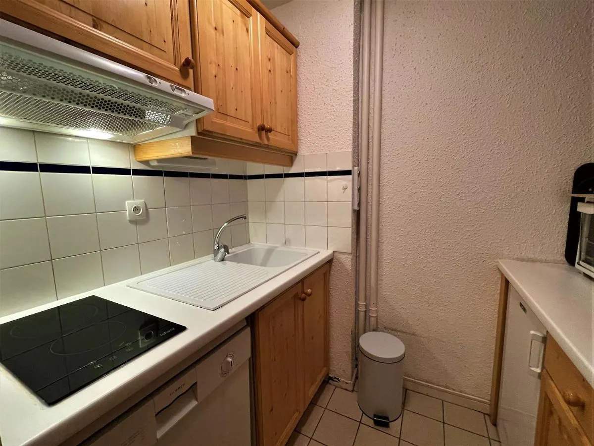 Appartement 6 Pers Avec Balcon Expose Sud, Au Pied Des Pistes Des Menuires, Quartier Croisette - Fr-1-452-210 サン・マルタン・ド・ベルヴィル アパート