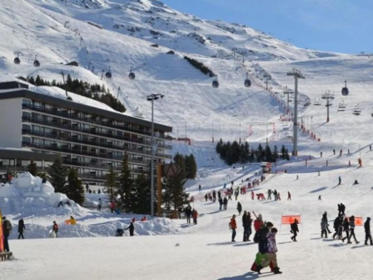 Appartement 6 Pers Avec Balcon Expose Sud, Au Pied Des Pistes Des Menuires, Quartier Croisette - Fr-1-452-210 サン・マルタン・ド・ベルヴィル